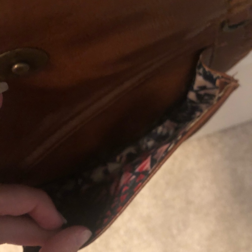 Purse - Picture 4 of 11